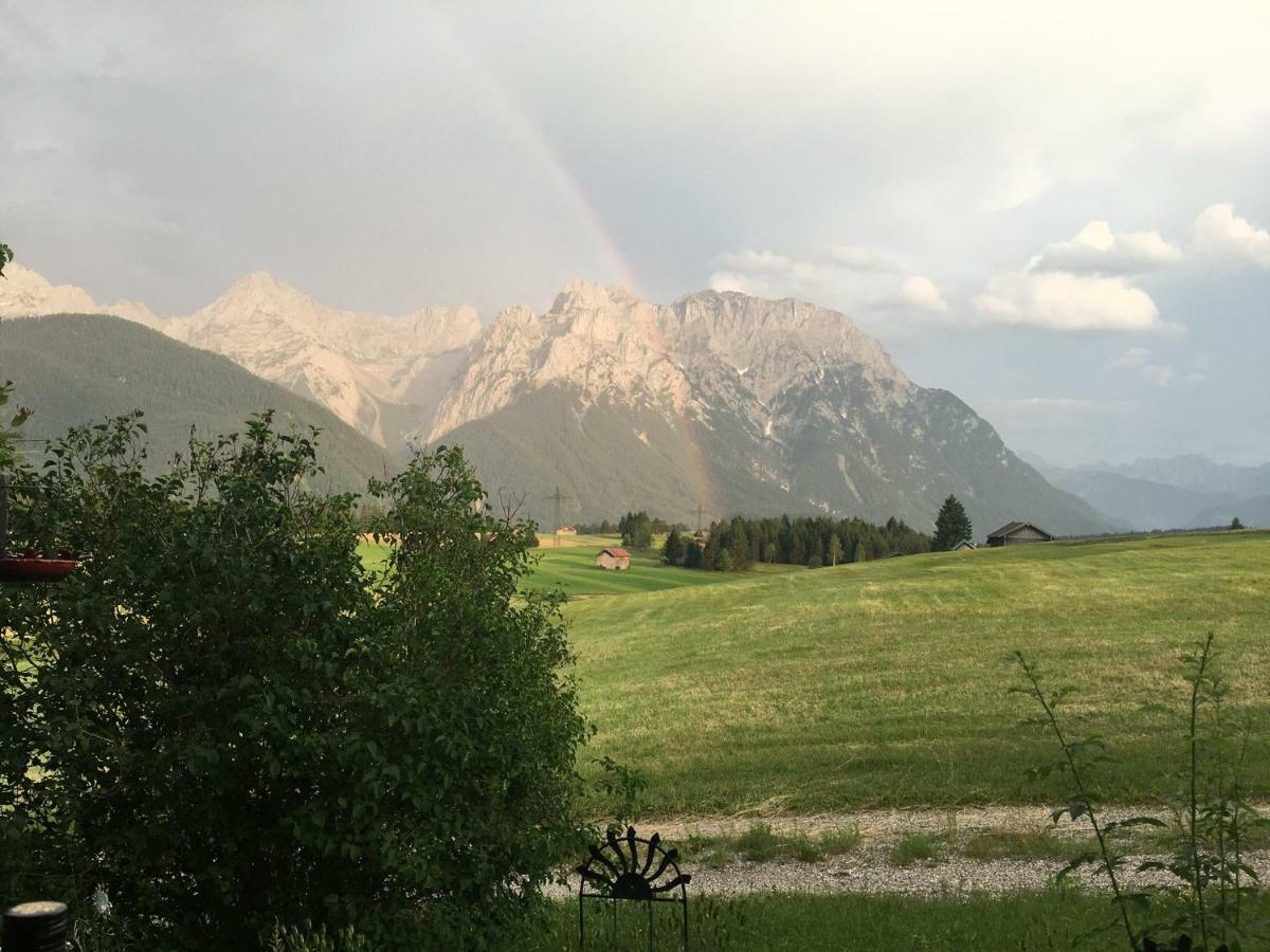 Apartament Zum Bergbauer Mittenwald Zewnętrze zdjęcie